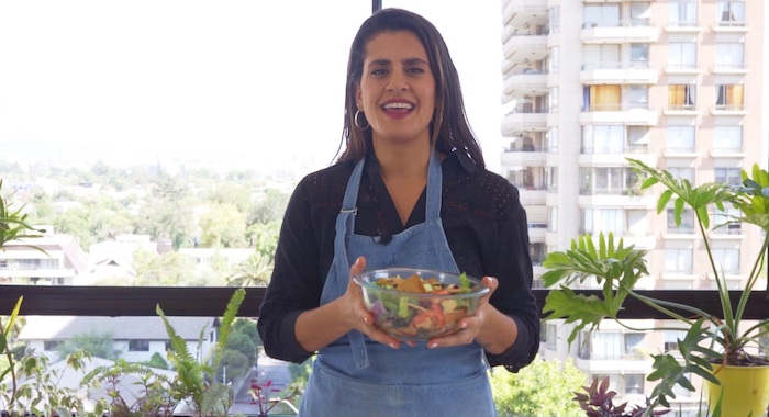 Fernanda Giacaman: nos enseña a preparar fattoush, una ensalada árabe veraniega.