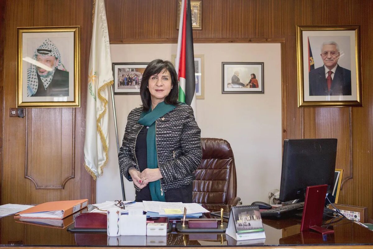 Los caminos que han marcado la vida de la embajadora palestina Vera Baboun