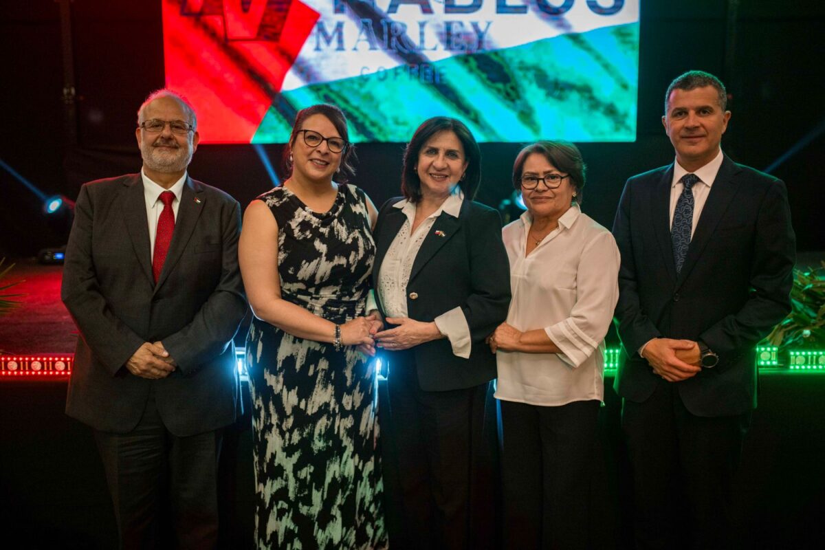 Histórica cena “Maklube Fraterno” reunió a más de 450 personas en Viña del Mar para apoyar a niños palestinos